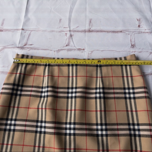 Vintage Plaid Skirt Size Large Fringe Detail at Bottom - Picture 10 of 11